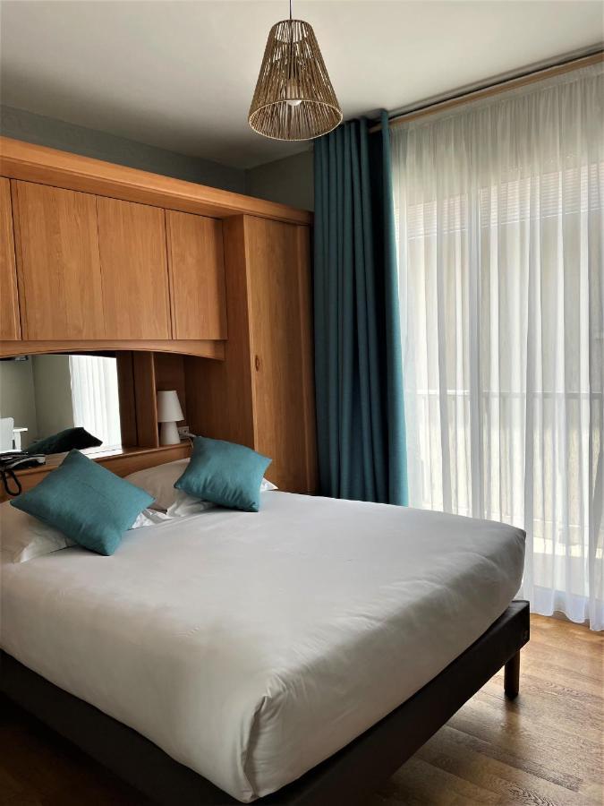 Le Vauban Hotel Merville-Franceville-Plage Ngoại thất bức ảnh